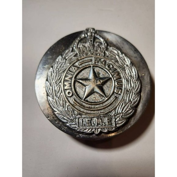 WW2 Indian Army Corps of EME Mounted Medallion - Picture 1 of 4